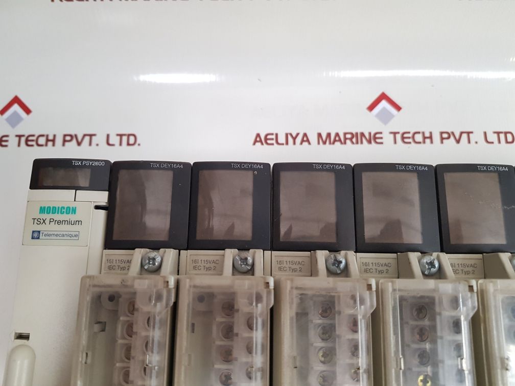 Telemecanique modicon tsx premium tsx psy2600,tsx dey16a4,tsx aey1600 rack