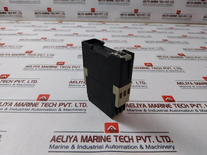 Telemecanique Re4 Tp13Bu Time Delay Relay 0,05S-300H