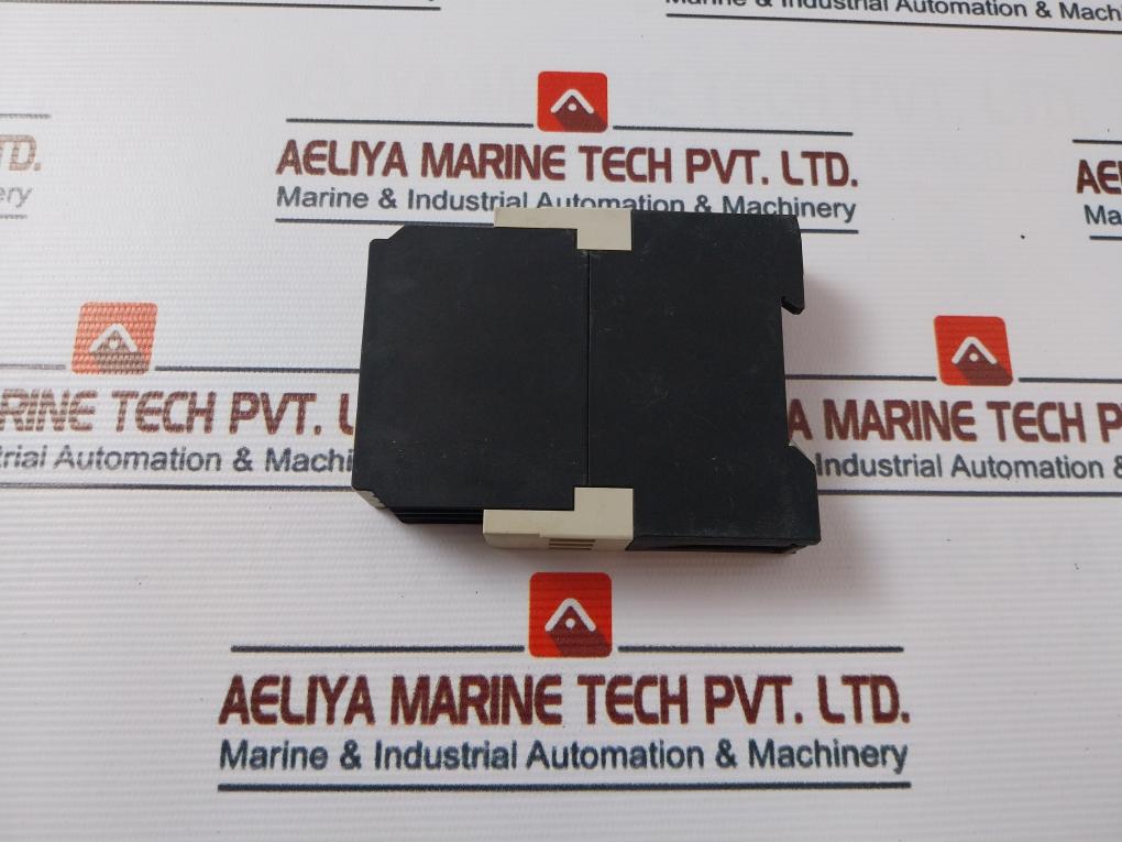 Telemecanique Re4 Yr12Bu Timer Relay 0,05S-300H