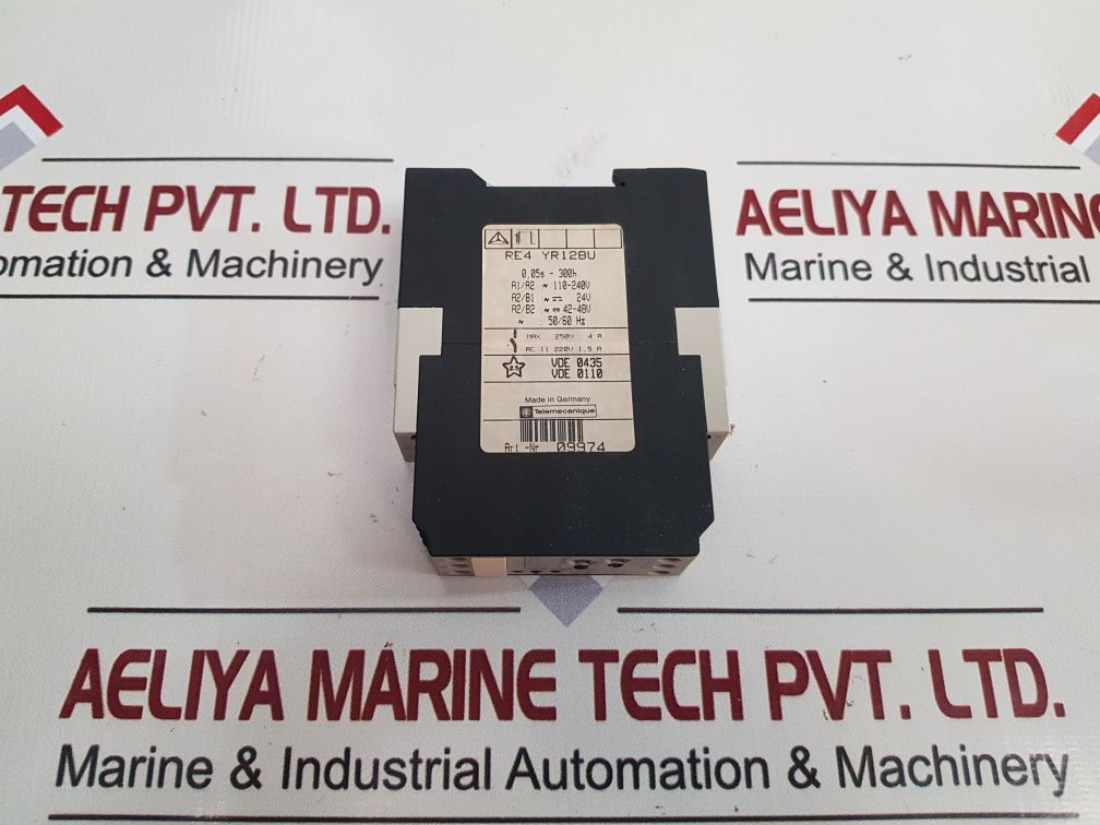 Telemecanique Re4 Yr12Bu Electronic Timer Relay 09974