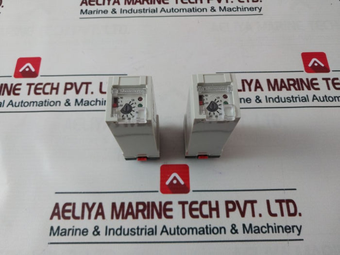 Telemecanique RHR 418B Time Delay Relay 24V