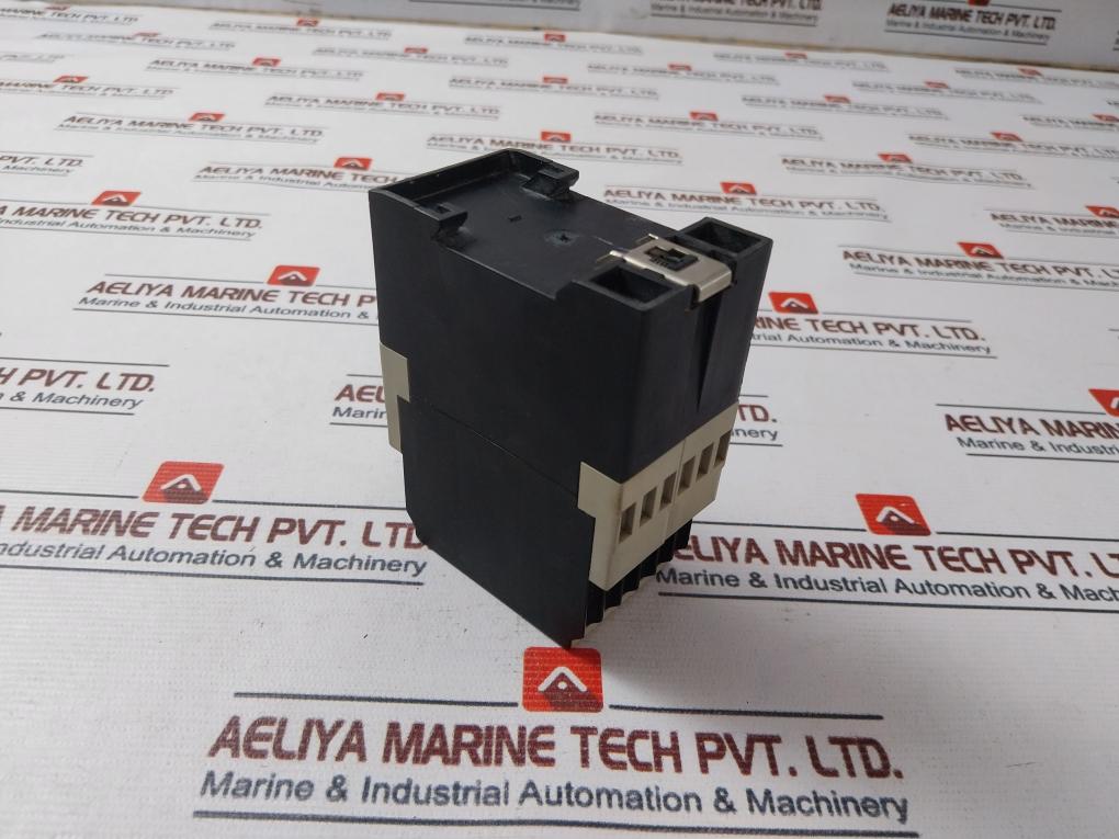 Telemecanique Rm3 Ja112Mu7 Programmable Relay 50-60Hz