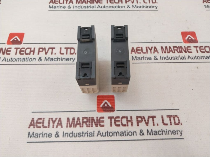 Telemecanique Rm4Tr32 3 Phases Voltage Monitoring Relay 0.1S-10S