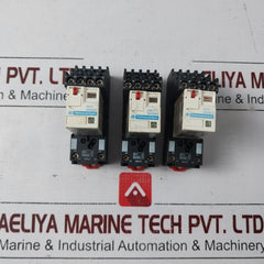 Telemecanique Rxm4Ab2P7 Relay With Rxze2S114M Base
