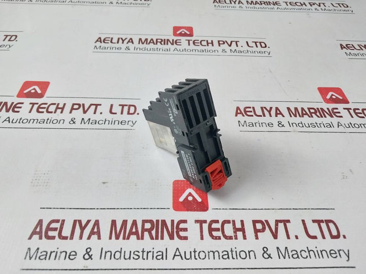 Telemecanique Rxm4Ab2P7 Relay With Rxze2S114M Base