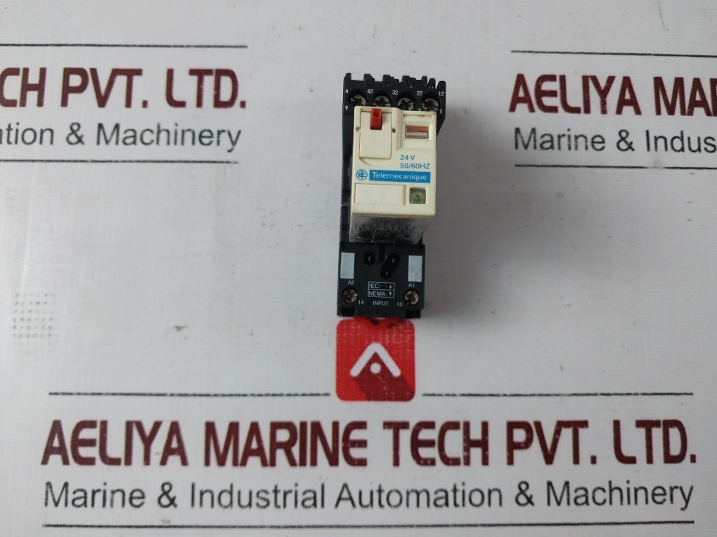 Telemecanique Rxm4Gb2B7 Relay With Base 10A 300V