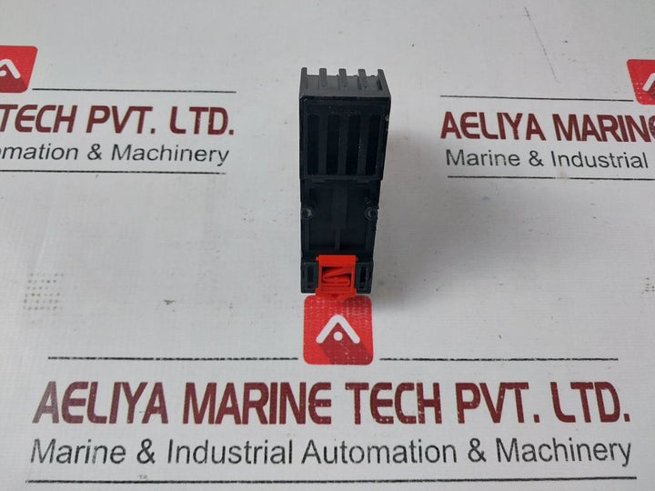 Telemecanique Rxm4Gb2B7 Relay With Base 10A 300V