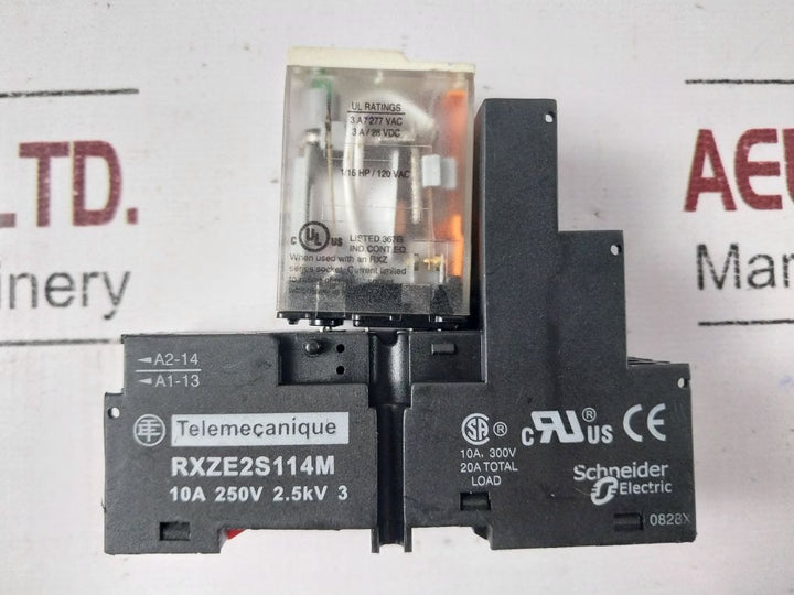 Telemecanique Rxm4Gb2B7 Relay With Base 10A 300V