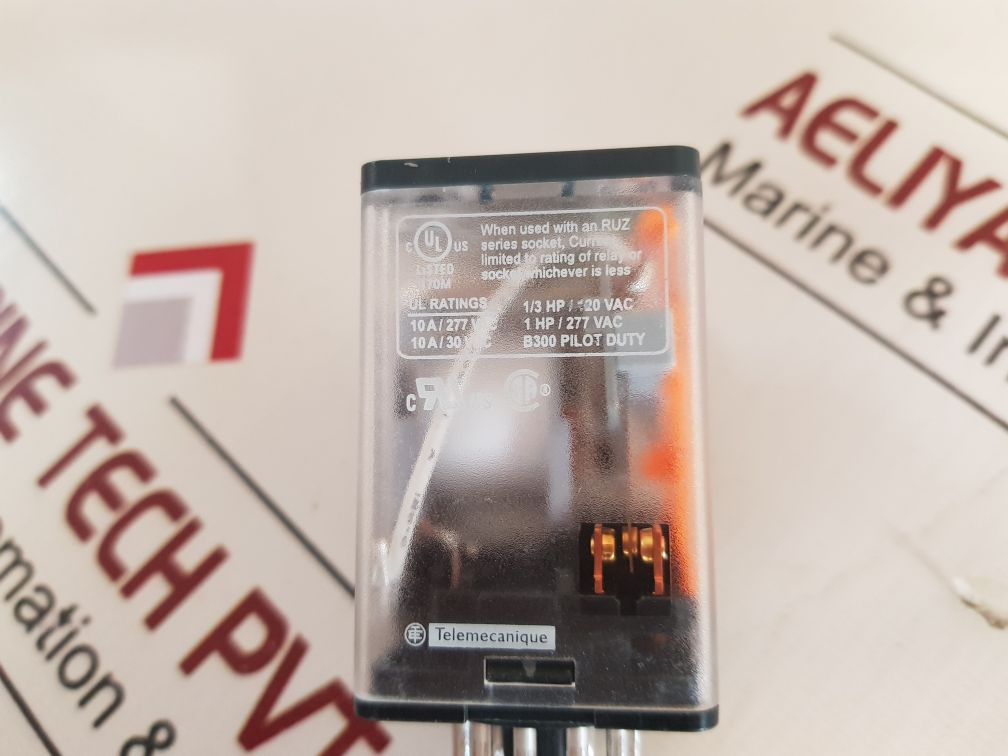 Schneider Electric Rumc31P7 Universal Relay 10A/250 Vac 50/60Hz