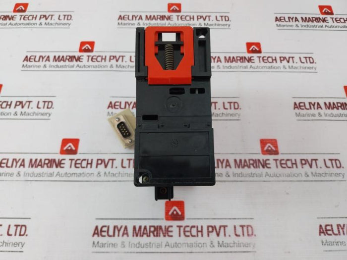 Telemecanique Tsx Dsf 635 6 Relay Output Module 100 A