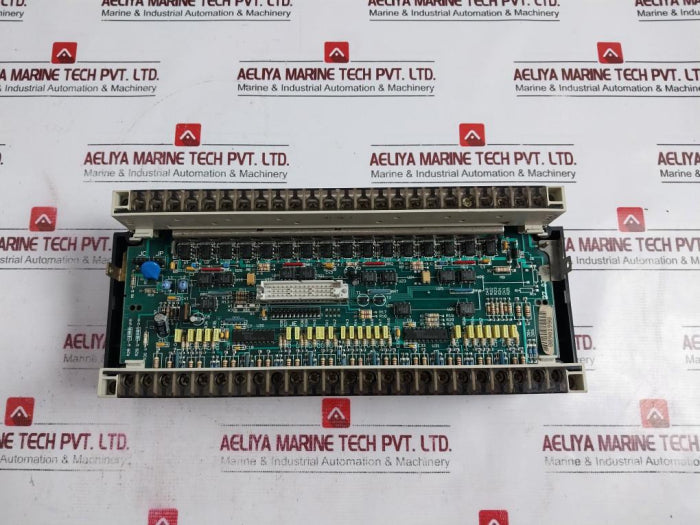 Telemecanique W8 1263003 01 02 A Pcb Module