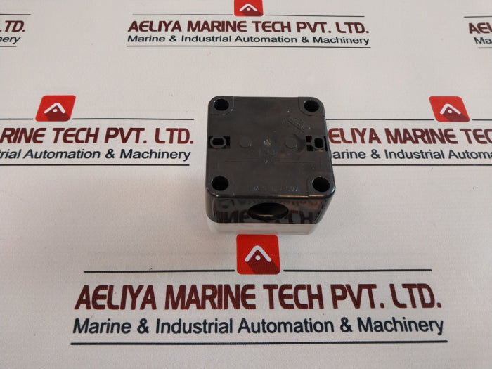 Telemecanique Xal B164 Pushbutton Control Station Ip65