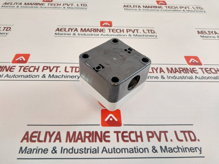 Telemecanique Xal B164 Pushbutton Control Station Ip65