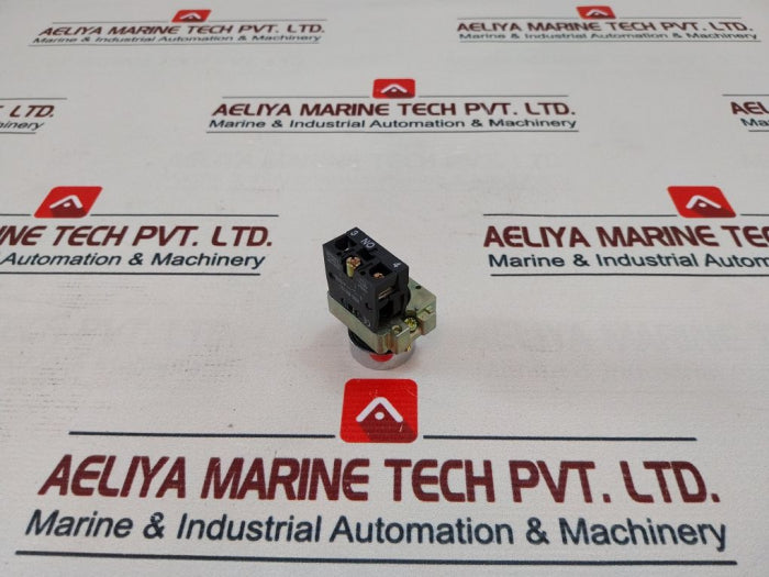 Telemecanique Xb2-ba31 Push Button Switch