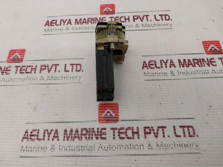 Telemecanique Xbf Z05 Button Insert 10A 300V