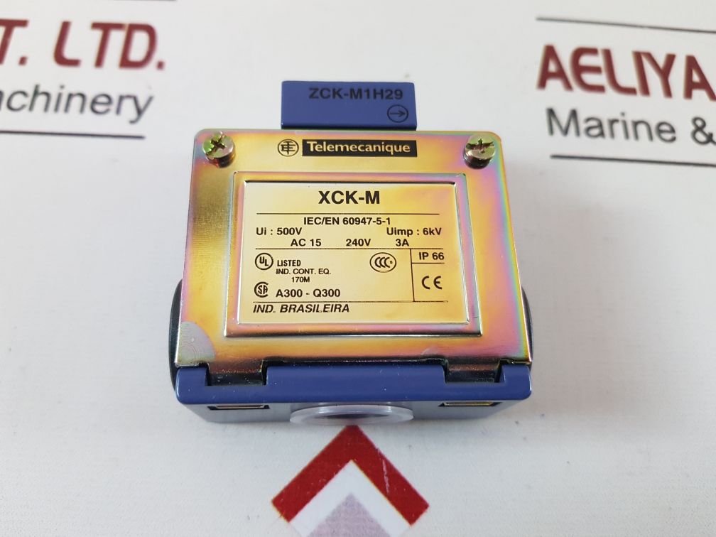Telemecanique Xck M102H29 Limit Switch Xck-m 500V 6Kv
