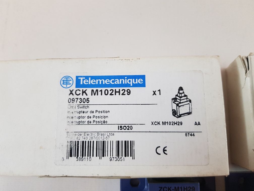 Telemecanique Xck M102H29 Limit Switch Xck-m 500V 6Kv