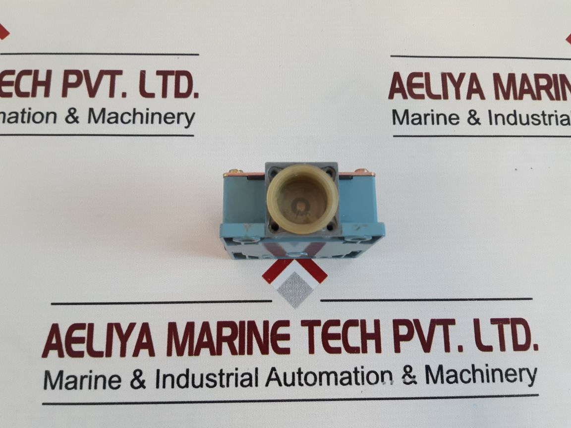 Telemecanique Xck-m Limit Switch Zck-m5 Ac15 240V 3A