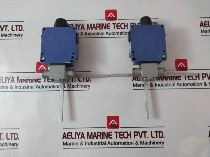Telemecanique Xck-mr Limit Switch Ip 66 Ac 15 240V 3A