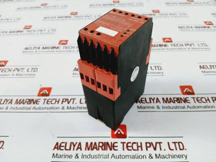 Telemecanique Xps-bc Preventa Safety Relay Xpsbc1110 24V Dc 30Ms