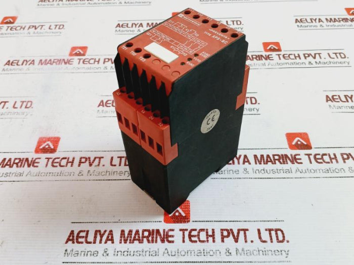 Telemecanique Xps-bc Xpsbc1110 Preventa Safety Relay Module 30Ms