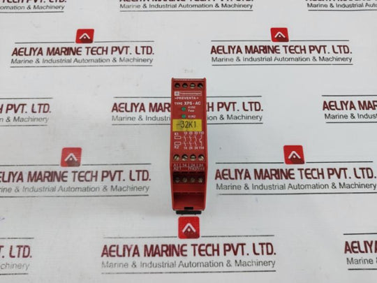 Telemecanique Xpsac5121 Safety Relay 24V-ac/Dc 100Ms En/Iec 60947-5-1
