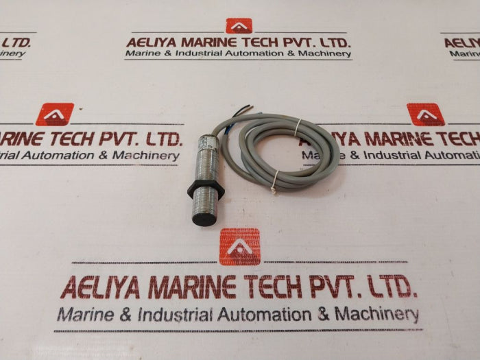 Telemecanique Xsa-h05713 Sensor 12/48V