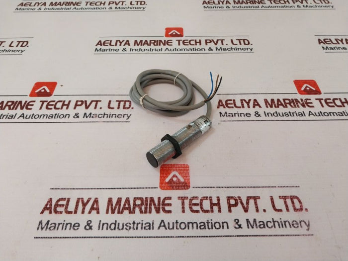 Telemecanique Xsa-h05713 Sensor 12/48V