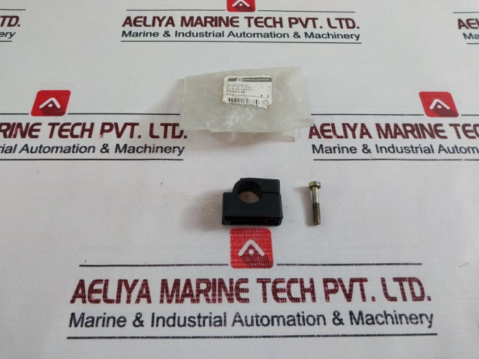 Telemecanique Xsaz118 Fixing Clamp