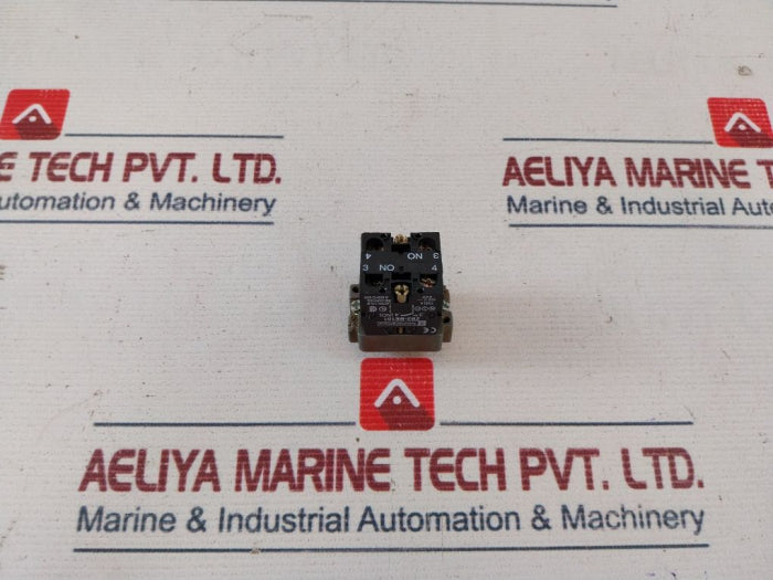Telemecanique Zb2-be101 Contact Block 10(6)A 400V~