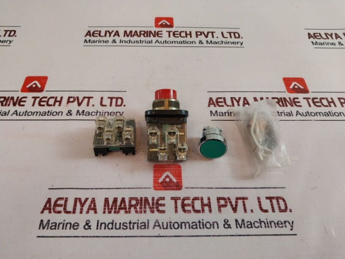 Telemecanique Zb2R Push Button Set 5A 500V