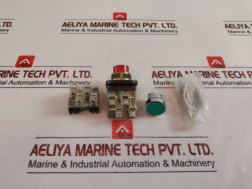 Telemecanique Zb2R Push Button Set 5A 500V