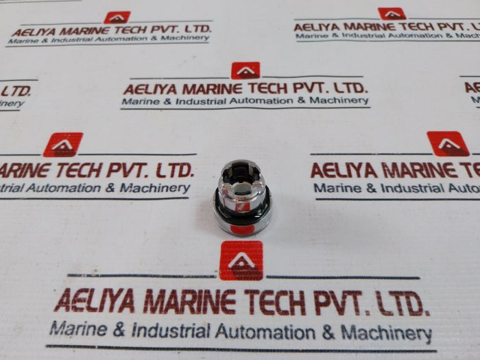 Telemecanique Zb4 Bw333 Green Pushbutton Switch Xb4 Bw33B5