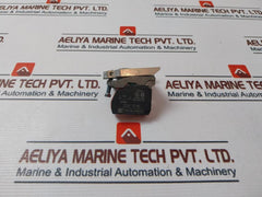 Telemecanique Zbe-1016 2 Direction Selector Switch