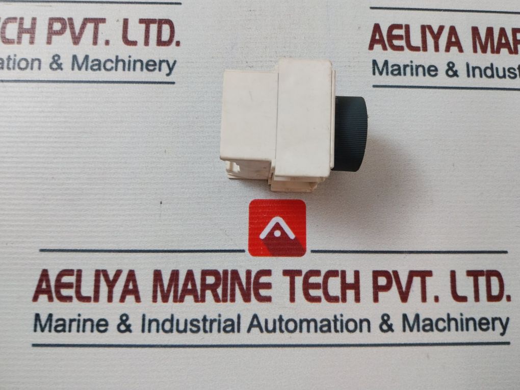 Telemecanique/Schneider Electric Ladt2 Time Delay Contact Block 0.1-30S 10A 360V