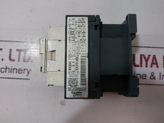 Telemecanique/Schneider Electric Lc1 D09 Contactor 25A 690V