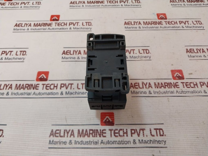 Telemecanique/Schneider Electric Lc1D186 Contactor 32A 690V