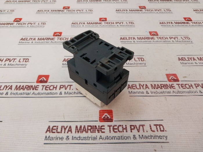 Telemecanique/Schneider Electric Lc1D186 Contactor 32A 690V