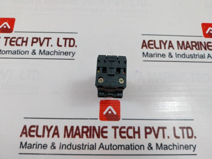 Telemecanique/Schneider Electric Zb5-aw1.71N Push Button 230V-6V