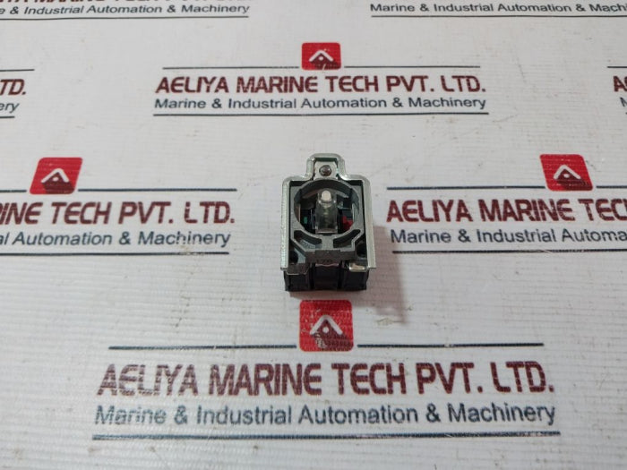 Telemecanique/Schneider Electric Zbe-101 Single Contact Block 10A 240V