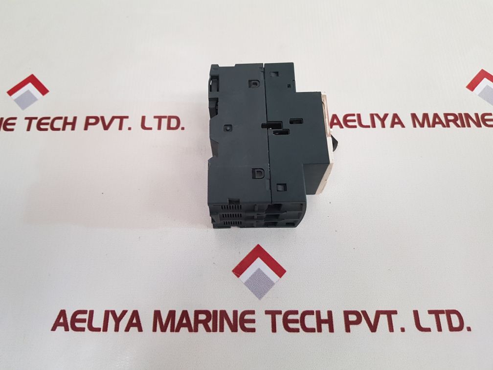 Telemecanique/Schneider Gv 2Me08/2.5-4A Motor Circuit Breaker Ie 2.5-4A