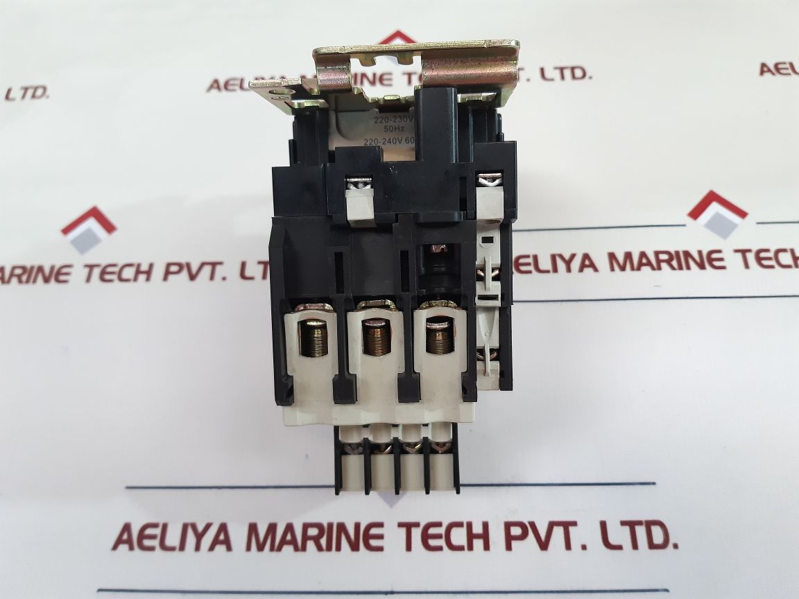 Telemecanique/Schneider Lc1 D40 11 Contactor La1 Dn31 Contact Block - Aeliya Marine Tech