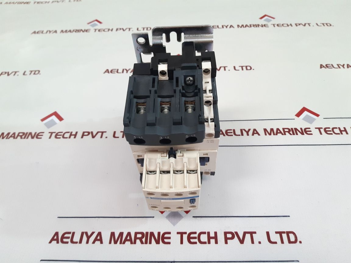 Telemecanique/Schneider Lc1 D40 Contactor With Ladn31 Contact Block - Aeliya Marine Tech