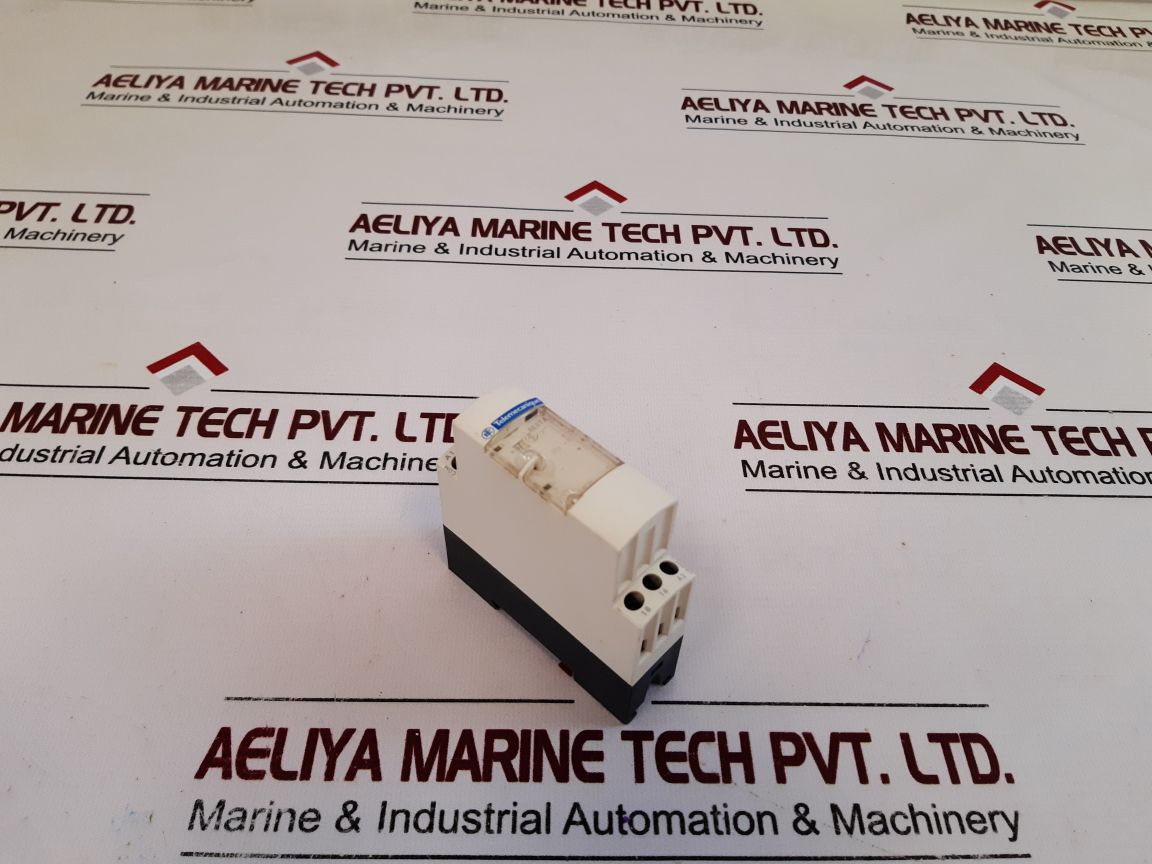 Telemecanique/Schneider Re8Ta31Bu Timer Relay 0.3S-30S