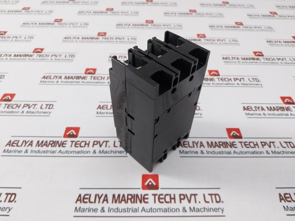 Terasaki Electric Xs50Cs 3 Pole Circuit Breaker 30A 250V