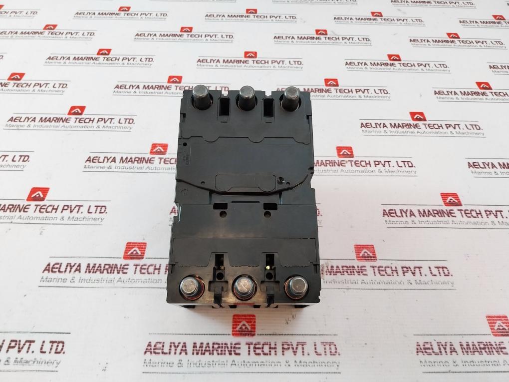 Terasaki  Xs225Ns 3 Pole Circuit Breaker