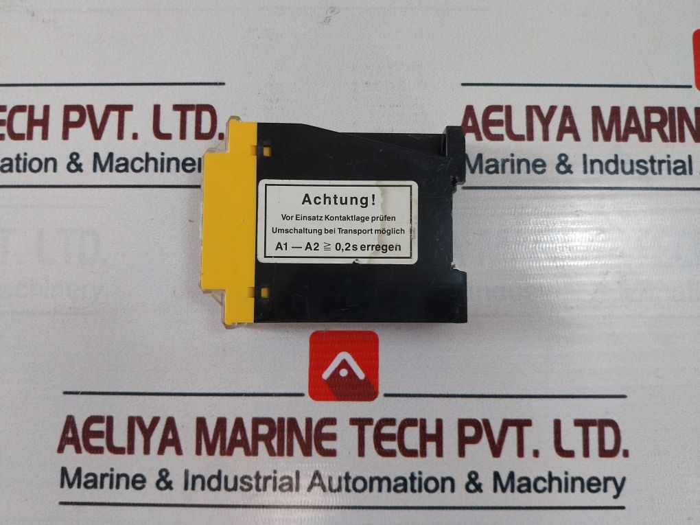 Tesch E89.2X02 Time Delay Relay 220V