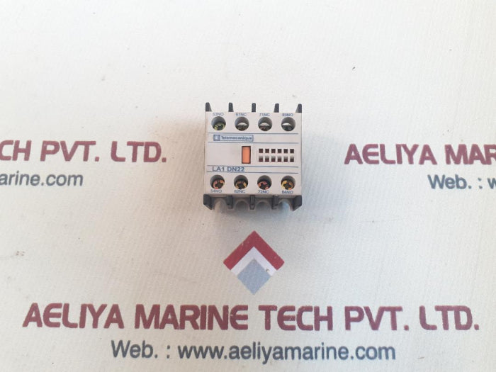 Telemecanique la1 dn22 contact block