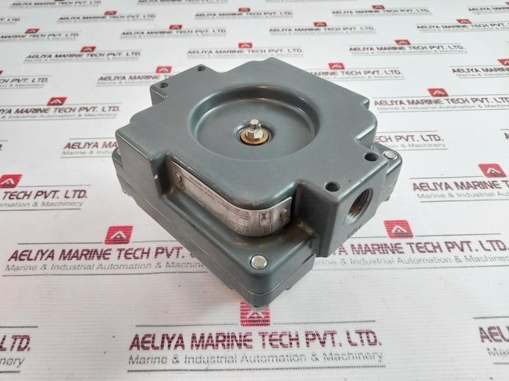 Topworx Txp-p2Cglmm0000R Limit Switch Box 120Vdc 3A Max M20
