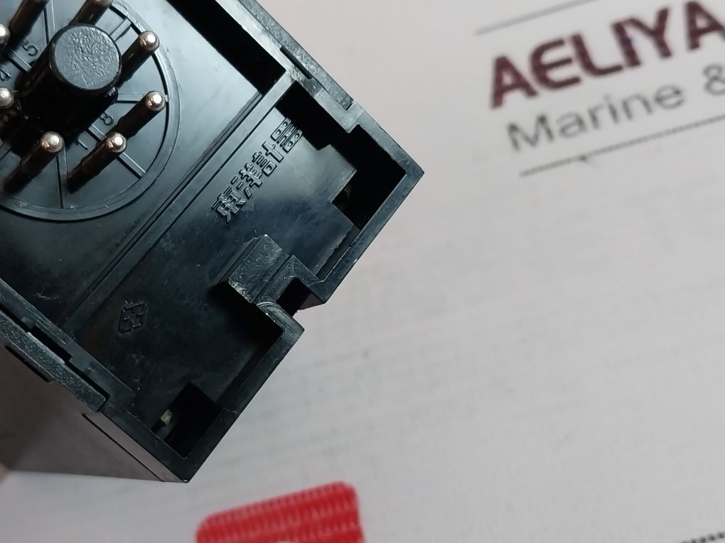 Toyo Keiki YH-266 Isolator